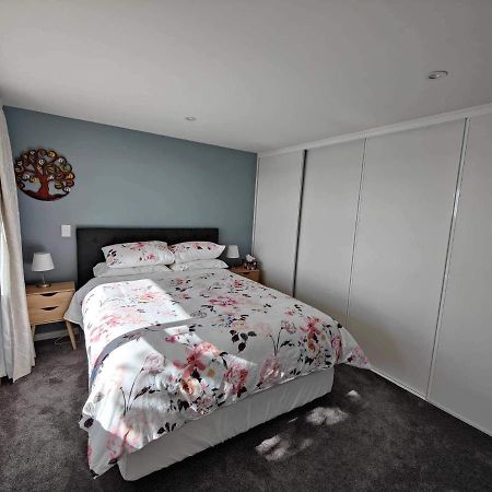 Fully Renovated Hillside Apartment Close To City Κράισττσερτς Εξωτερικό φωτογραφία