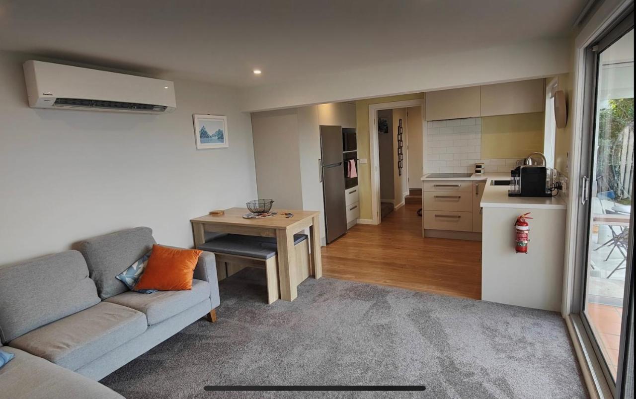 Fully Renovated Hillside Apartment Close To City Κράισττσερτς Εξωτερικό φωτογραφία